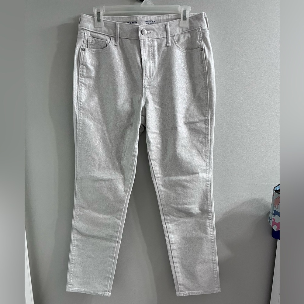 Old Navy High-Rise Vintage Slim Jeans in Silver